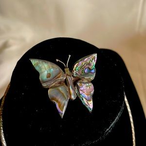 VINTAGE BUTTERFLY BROOCH
